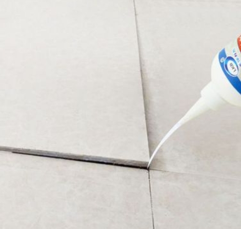 南雄瓷砖空鼓维修公司分享卫生间瓷砖脱落的原因可能有以下几点